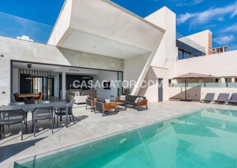 Villa with 5 bedrooms and 6 bathrooms in Rojales, Alicante