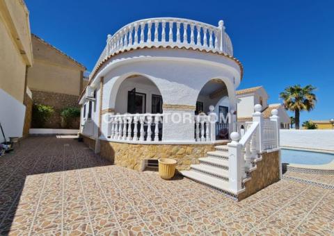 Villa with 3 bedrooms and 3 bathrooms in Gran Alacant, Alicante