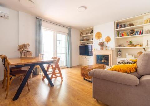 Apartment with 3 bedrooms and 2 bathrooms in Torrevieja, Alicante