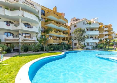 Penthouse met 2 slaapkamers en 1 badkamers in Orihuela Costa, Alicante