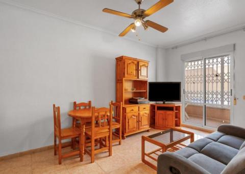 Apartment with 2 bedrooms and 1 bathrooms in Torrevieja, Alicante