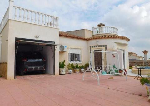 Villa with 3 bedrooms and 2 bathrooms in San Miguel de Salinas, Alicante