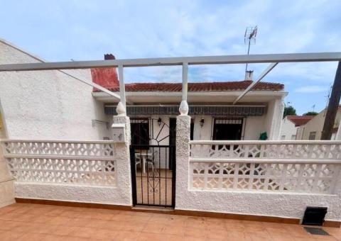 Semi detached with 2 bedrooms and 1 bathrooms in Torrevieja, Alicante