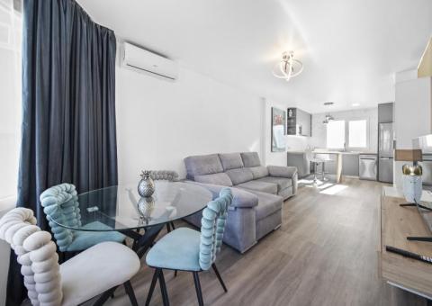 Apartment with 3 bedrooms and 1 bathrooms in Torrevieja, Alicante