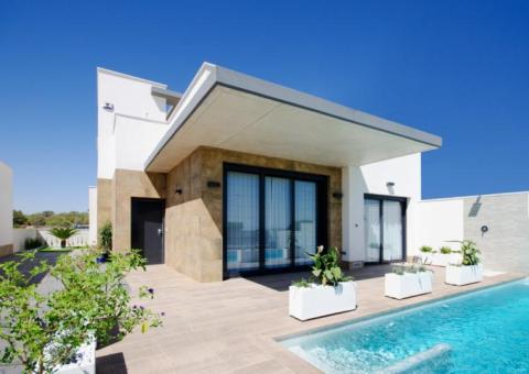 Villa with 3 bedrooms and 3 bathrooms in San Miguel de Salinas, Alicante