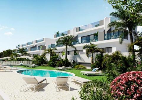 Apartment with 2 bedrooms and 2 bathrooms in Torrevieja, Alicante