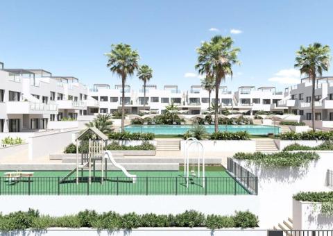 Apartment with 3 bedrooms and 2 bathrooms in Torrevieja, Alicante