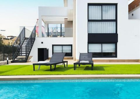 Villa with 3 bedrooms and 2 bathrooms in Algorfa, Alicante