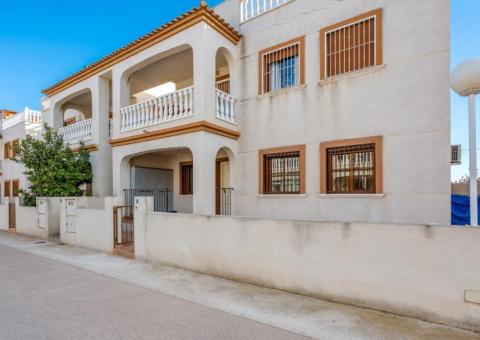 Bungalow with 2 bedrooms and 1 bathrooms in Daya Vieja, Alicante