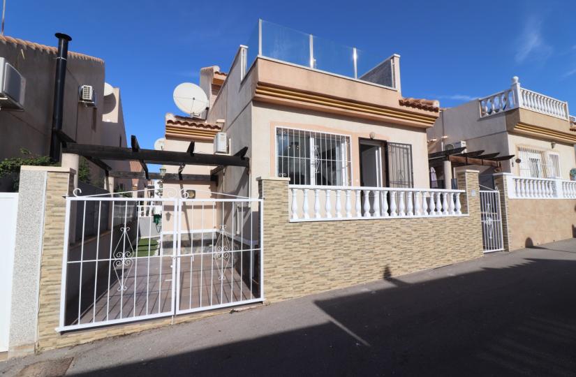 Villa with 3 bedrooms and 2 bathrooms in Ciudad Quesada, Alicante