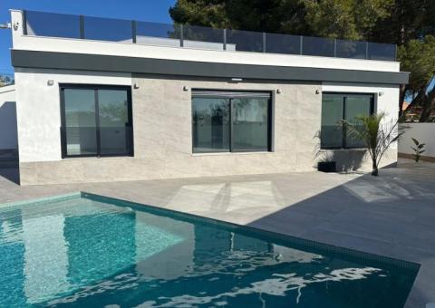 Villa with 4 bedrooms and 4 bathrooms in Rojales, Alicante