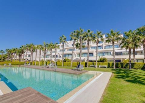 Apartment with 3 bedrooms and 2 bathrooms in Dehesa de Campoamor, Alicante