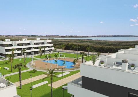 Apartment with 2 bedrooms and 2 bathrooms in Guardamar del Segura, Alicante
