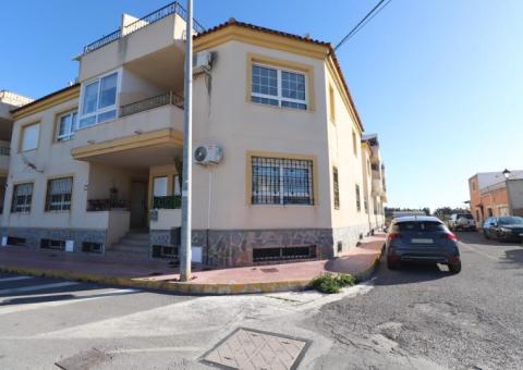Appartement met 2 slaapkamers en 1 badkamers in Daya Nueva, Alicante