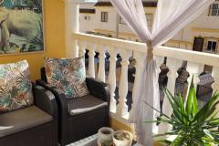 Townhouse with 2 bedrooms and 1 bathroom in Algorfa (Urb. Montemar), Alicante.

This charming townhouse offers a comfortable living space in a peaceful urbanization Montemar of Algorfa.

With two bedrooms and one bathroom, the home features a spacious basement that can serve as extra storage, a hobby room, or guest accommodation, along with a separate toilet near the entrance. Set within a secure gated complex, residents enjoy access to a communal swimming pool and various outdoor areas perfect for relaxing in the sun or shade. The property is thoughtfully designed with inviting living spaces, fitted wardrobes, and a spiral staircase leading to a solarium and balcony. Located amidst scenic citrus groves and close to golf courses, Algorfa provides a laid-back atmosphere with local amenities just a short stroll away.

Built in 2003, this east-facing home includes air conditioning, kitchen appliances, a garage, and is ideal for those seeking a low-maintenance, tranquil residence near everything you need.

Bedrooms: 2
Bathroom: 1
Build Size: 92 m2
Orientation: East
Year of construction: 2003

Air conditioning
Kitchen appliances
Fitted wardrobes
Spiral staircase
Storage room
Solarium
Balcony
Garage
Communal pool
Gated complex
Near amenities