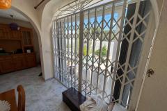 Villa with 2 bedrooms and 1 bathroom in Torrevieja (San Luis), Alicante.

Discover this charming villa in the desirable San Luis area of Torrevieja.

It features two comfortable bedrooms and a single bathroom, perfect for relaxing family living. The property is well-appointed with air conditioning, and it comes furnished for your convenience. Step outside to enjoy the private pool, lush garden, and extensive terrace, ideal for outdoor entertaining. Additional highlights include a basement for extra storage or versatility, off-road parking, and a desirable northeast/southwest orientation that fills the home with natural light throughout the day. A wonderful opportunity to own a cozy yet spacious home in a sought-after location.

Built in 1988, this inviting property offers a spacious 114 m² of living space on a generous 287 m² plot.

Bedrooms: 2
Bathroom: 1
Build Size: 114 m2
Plot: 287 m2
Orientation: Northeast/Southwest
Year of construction: 1988

Air conditioning
Furnished
Basement
Terrace
Garden
Private pool
Off-road parking