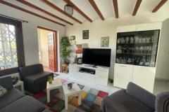 Top floor apartment with 2 bedrooms and 1 bathroom in Orihuela Costa (Los Altos), Alicante.

This apartment presents an excellent opportunity for those seeking a comfortable and convenient Mediterranean lifestyle. Covering a total of 64 m2, the property features two inviting bedrooms and a modern bathroom. Positioned on the second floor and oriented towards the northwest, the apartment benefits from abundant natural light and offers stunning sea views.

Inside, the apartment boasts an open-plan kitchen seamlessly connected to a cozy living area, creating an inviting space for relaxation and entertaining. It comes fully furnished and equipped with white goods, making it move-in ready. Modern comforts include air conditioning, ensuring a pleasant atmosphere throughout the year.

A notable highlight is the large private rooftop terrace, a perfect spot to enjoy panoramic views stretching from La Manga to Torrevieja. This private solarium provides an ideal setting for outdoor dining, sunbathing, or simply soaking in the breathtaking scenery.

Built in 2004, the apartment is situated in a highly sought-after area filled with shops, restaurants, and various amenities, all within easy reach. Its excellent location and accessibility make it suitable as a holiday home, permanent residence, or a lucrative investment with strong rental potential. Whether you desire a relaxing coastal retreat or an addition to your property portfolio, this apartment offers a wonderful opportunity.

Bedrooms: 2
Bathroom: 1
Build Size: 64 m2
Floor: 2nd
Orientation: Northwest
Year of construction: 2004

Air conditioning
Furnished
Sea views
Panoramic views
Private solarium
Furnished
White Goods
Terrace