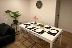 Apartment with 3 bedrooms and 2 bathrooms in Torrevieja (El Acequión), Alicante.

Discover this stunning three-bedroom, two-bathroom apartment located in the highly sought-after neighborhood of El Acequión in Torrevieja. Perfectly positioned with breathtaking sea views, this spacious and fully renovated property offers an exceptional coastal living experience on the beautiful Costa Blanca.

Situated just steps from the beach, this apartment provides direct access to the sun-drenched sands and azure waters, making it an ideal choice for beach lovers and water sports enthusiasts alike. The vibrant area is filled with charming restaurants, lively bars, and local amenities, offering everything needed for a relaxed seaside lifestyle or a holiday retreat. 

The apartment boasts a generous 105 square meters of living space, featuring a modern, open-plan layout with high-quality finishes throughout. Its south-facing orientation ensures abundant natural light and warm sunshine throughout the day. The property has been completely renovated, combining contemporary design with comfort and functionality. It includes a spacious balcony and terrace, perfect for enjoying scenic sea views and outdoor living. 

Inside, you'll find a fully furnished home equipped with air conditioning, white goods, and a laundry room for added convenience. The building offers an elevator for easy access, and the apartment includes a storage room and reinforced door for security. Residents can enjoy the communal pool, providing a perfect spot to relax and unwind under the sun.

This apartment's prime location, modern renovation, and stunning sea views make it an excellent investment opportunity or a perfect permanent residence on the Costa Blanca. 

Whether you are seeking a lively holiday home or a peaceful seaside retreat, this property in Torrevieja El Acequión neighborhood offers everything you need for a comfortable and luxurious lifestyle.

Bedrooms: 3
Bathrooms: 2
Build Size: 105 m2
Orientation: South
Year of construction: 1978

Air conditioning
Sea views
Communal pool
Completely renovated
Furnished
Elevator
Balcony
White goods
Laundry room
Reinforced Door
Terrace
Storage Room