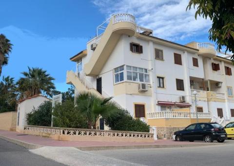 Apartment with 2 bedrooms and 1 bathrooms in Orihuela Costa, Alicante