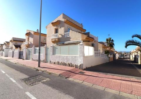 Villa with 3 bedrooms and 2 bathrooms in Ciudad Quesada, Alicante