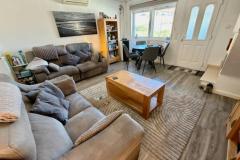 Villa with 2 bedrooms and 2 bathrooms in Ciudad Quesada (Upper Quesada), Alicante.

Discover this charming villa in Ciudad Quesada, offering a bright and functional living space with two bedrooms and two bathrooms. Located within walking distance to the amenities such as 