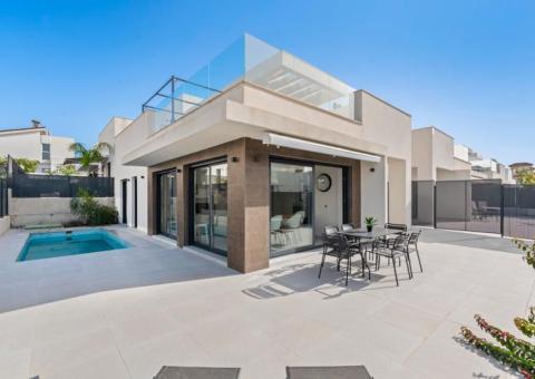 Semi detached with 3 bedrooms and 2 bathrooms in San Fulgencio, Alicante