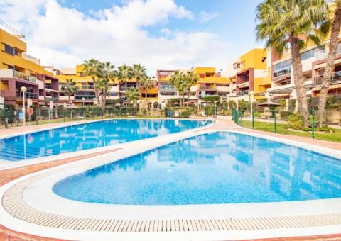 Apartment with 2 bedrooms and 1 bathrooms in Orihuela Costa, Alicante