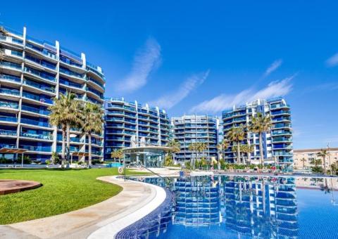 Penthouse with 2 bedrooms and 2 bathrooms in Torrevieja, Alicante