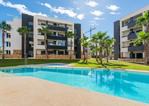 Apartment with 2 bedrooms and 2 bathrooms in Orihuela Costa, Alicante