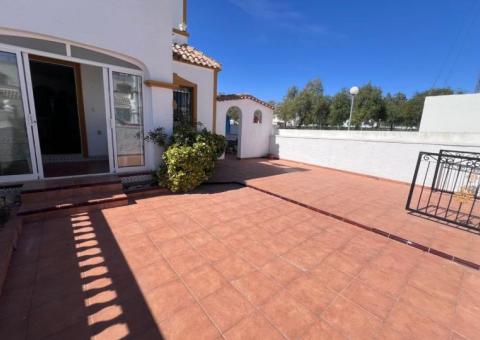 Tomannsbolig for sale Vistabella Alicante, Spain