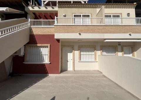 Apartment with 2 bedrooms and 1 bathrooms in Pilar de la Horadada, Alicante