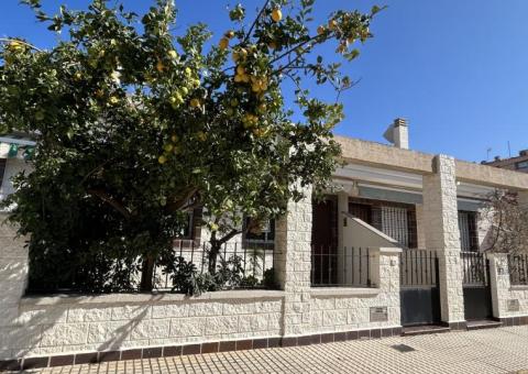 Townhouse for sale Torre de la Horadada Alicante, Spain