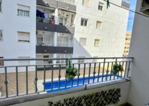 Apartment with 2 bedrooms and 1 bathrooms in Torrevieja, Alicante