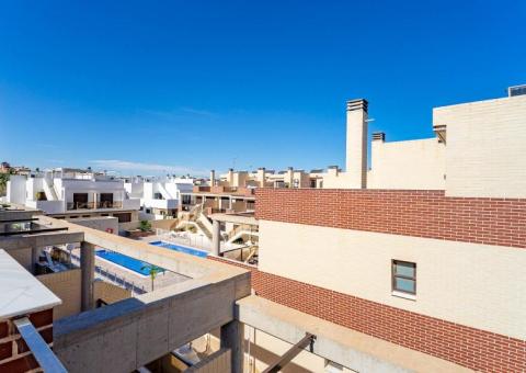 Apartment with 3 bedrooms and 2 bathrooms in Orihuela Costa, Alicante