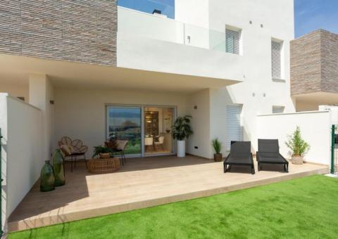 Apartment with 3 bedrooms and 2 bathrooms in Algorfa, Alicante