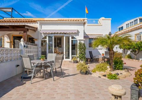 Semi detached with 3 bedrooms and 1 bathrooms in La Marina, Alicante