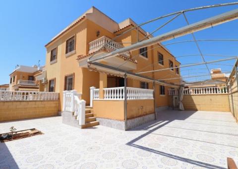 Semi detached with 3 bedrooms and 1 bathrooms in Ciudad Quesada, Alicante