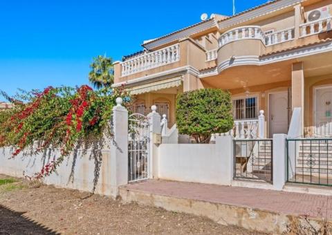Townhouse with 2 bedrooms and 1 bathrooms in Ciudad Quesada, Alicante