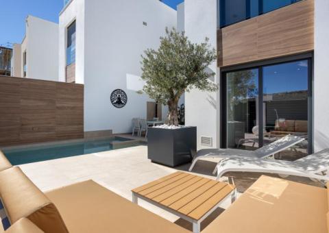 Villa with 3 bedrooms and 3 bathrooms in Benijófar, Alicante