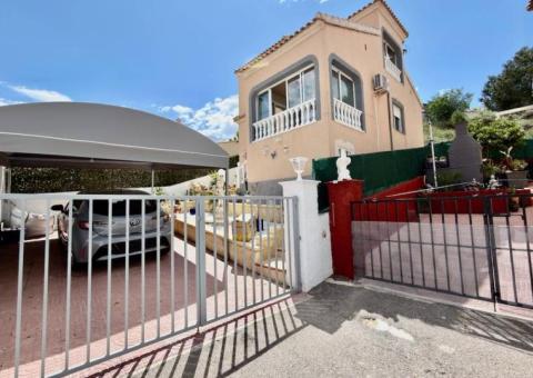 Villa with 3 bedrooms and 2 bathrooms in Ciudad Quesada, Alicante