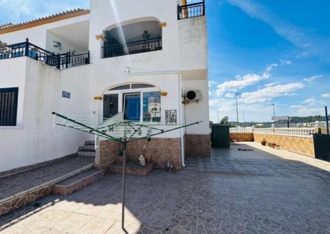 Lejlighed for sale Vistabella Alicante, Spain