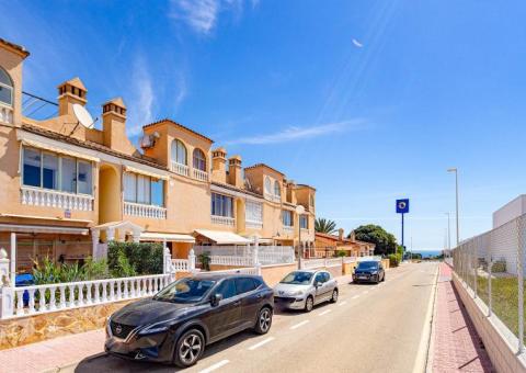 Apartment with 1 bedrooms and 1 bathrooms in Orihuela Costa, Alicante