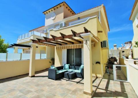 Pół wolnostojący for sale Orihuela Costa Alicante, Spain