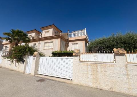 Semi detached with 2 bedrooms and 2 bathrooms in Ciudad Quesada, Alicante