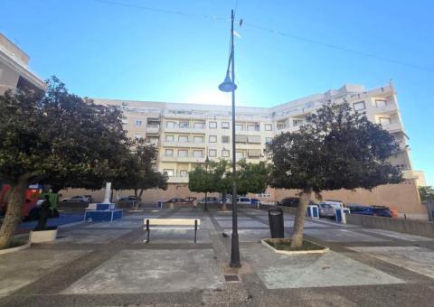 Apartment with 2 bedrooms and 2 bathrooms in Torrevieja, Alicante
