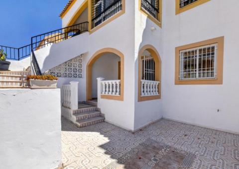 Apartment with 2 bedrooms and 1 bathrooms in Torrevieja, Alicante