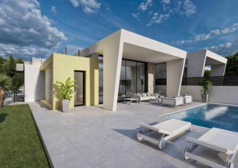 Villa with 3 bedrooms and 2 bathrooms in Torrevieja, Alicante
