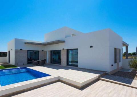Villa with 3 bedrooms and 2 bathrooms in Daya Nueva, Alicante