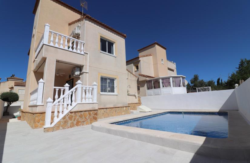 Villa, San Miguel de Salinas, Alicante