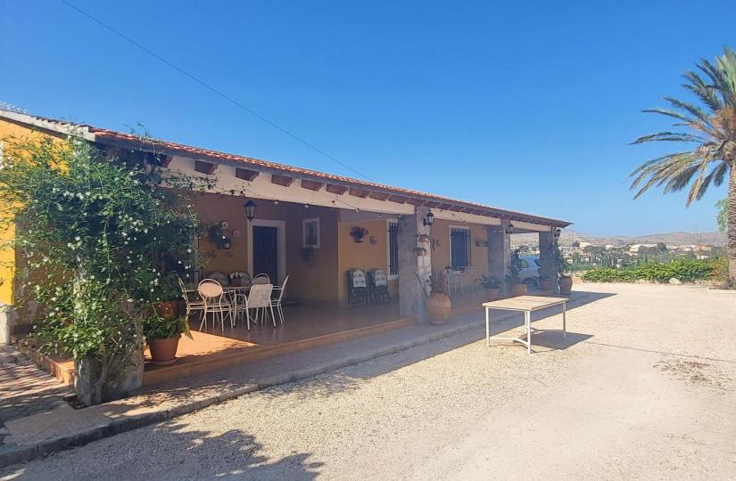 Finca, Novelda, Alicante